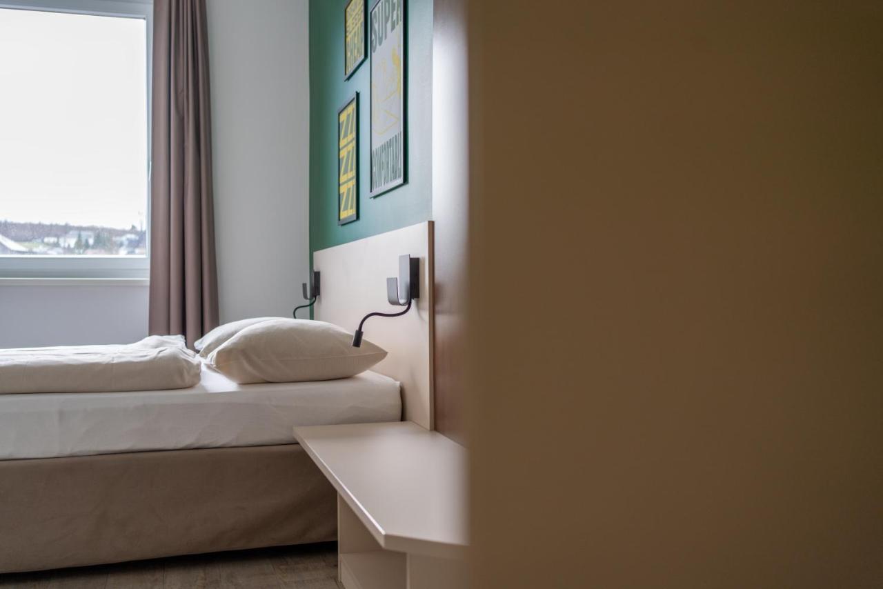 Sleeep Hotel Ансфельден Экстерьер фото